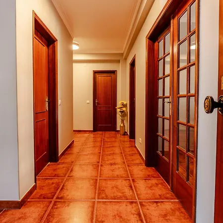 Caldas Charm Getaway - Garden Terrace & Comfort Διαμέρισμα