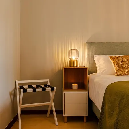 Daire Caldas Charm Getaway - Garden Terrace & Comfort