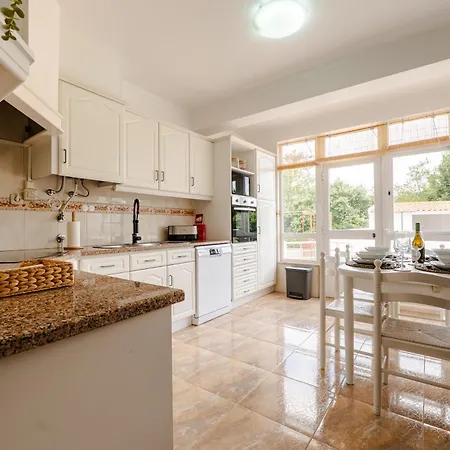 Διαμέρισμα Caldas Charm Getaway - Garden Terrace & Comfort Caldas Da Rainha